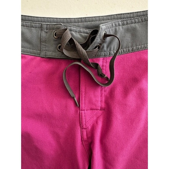Patagonia Board Shorts Womens 10 Amaranth Girona Low Rise 10 Inseam Long Hike - Picture 6 of 8